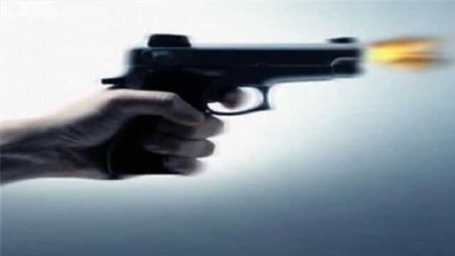 Polis silahı yere düşürdü 1 kişi öldü