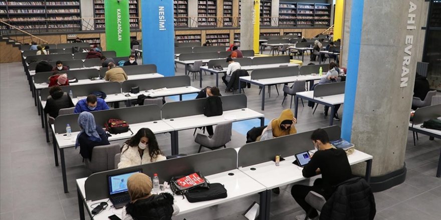 Şehit Aybüke öğretmenin ismini taşıyan kütüphaneye yoğun ilgi