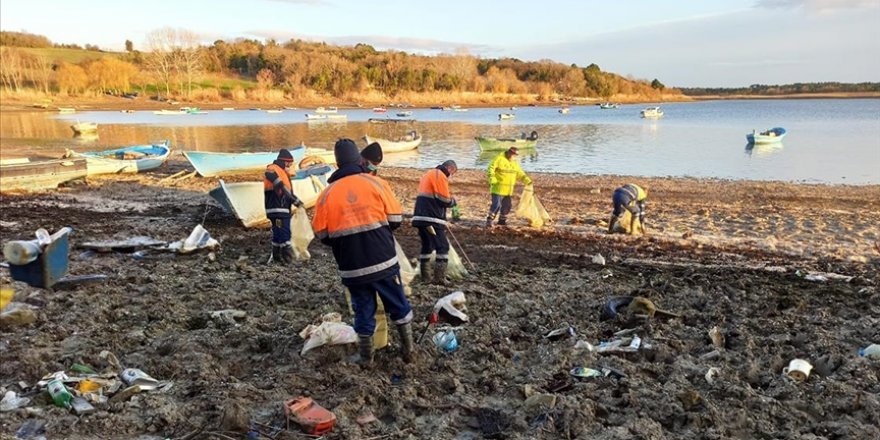 İstanbul'un barajları 40 ton atıktan temizlendi