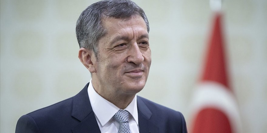 Bakan Ziya Selçuk'tan 'pandemi' yerine 'salgın' kelimesinin kullanılması tavsiyesi