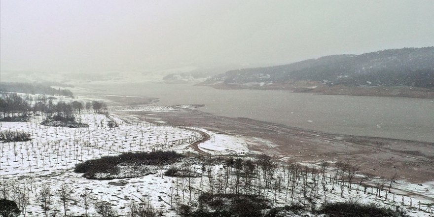 Kar yağışıyla İstanbul'un barajlarındaki su seviyesi yüzde 30'a yükseldi