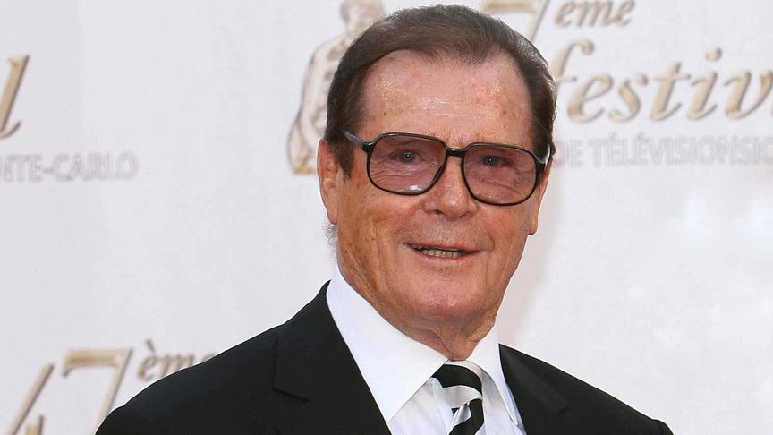 'James Bond' kansere yenildi