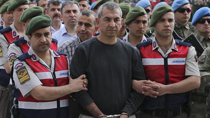 Darbe planlayıcılarının savunmaları alınıyor