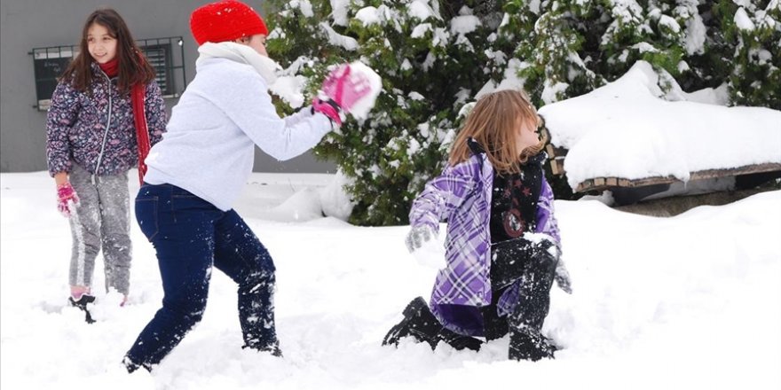 İstanbul'da eğitime bir gün ara verildi