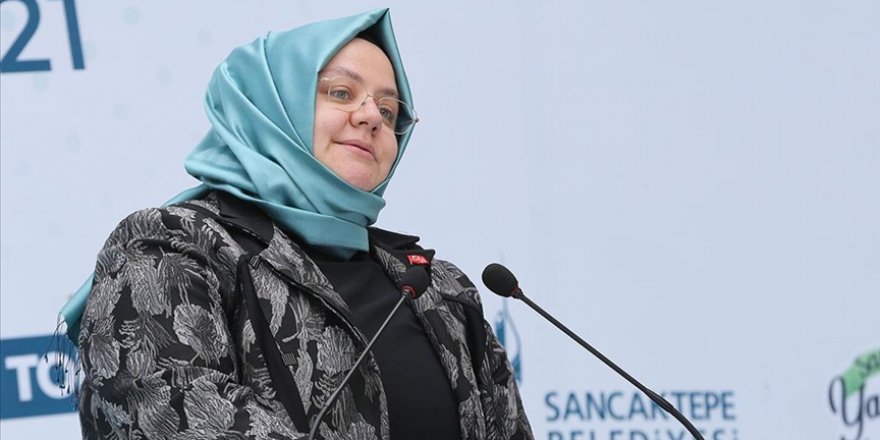 Bakan Selçuk: Aile kurumunu desteklemeyi sağlayan bütün hizmetleri çok önemsiyoruz