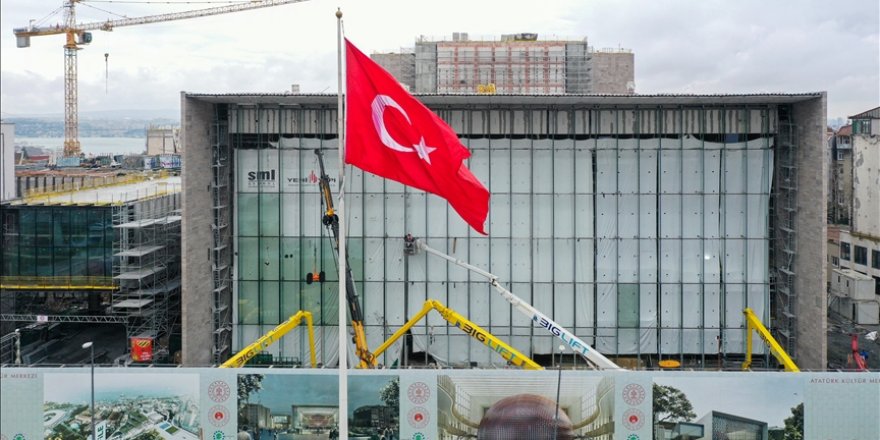 Taksim'deki Atatürk Kültür Merkezi inşaatı sona yaklaşıyor