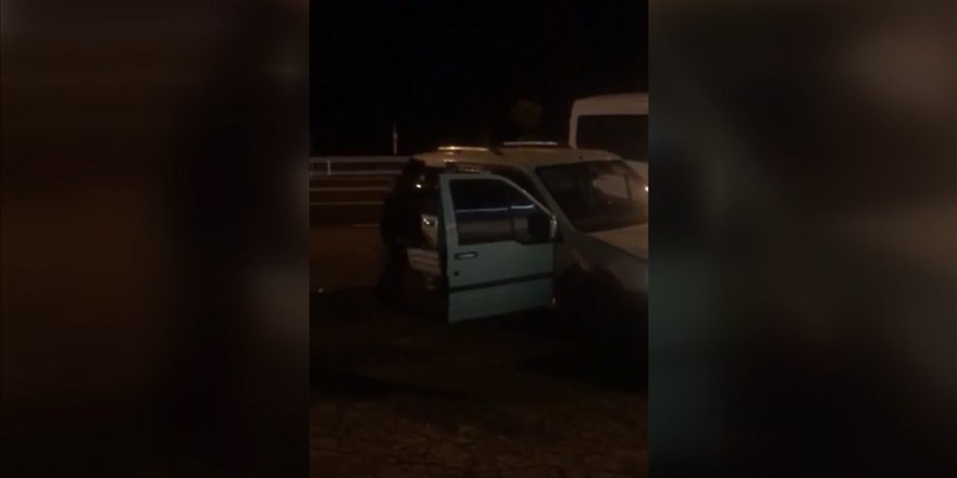 5 kişilik araçta 15 sığınmacı yakalandı