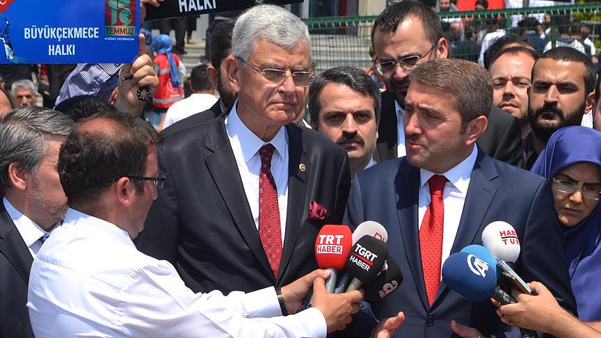 "Hiç görmediğimiz bir oyun oynanıyor"