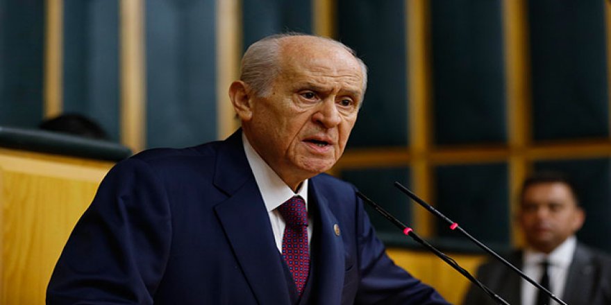 Bahçeli: Rütbelerini sökün