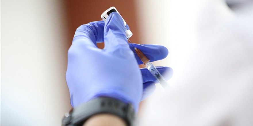 Dünya genelinde 664 milyon dozdan fazla Kovid-19 aşısı yapıldı