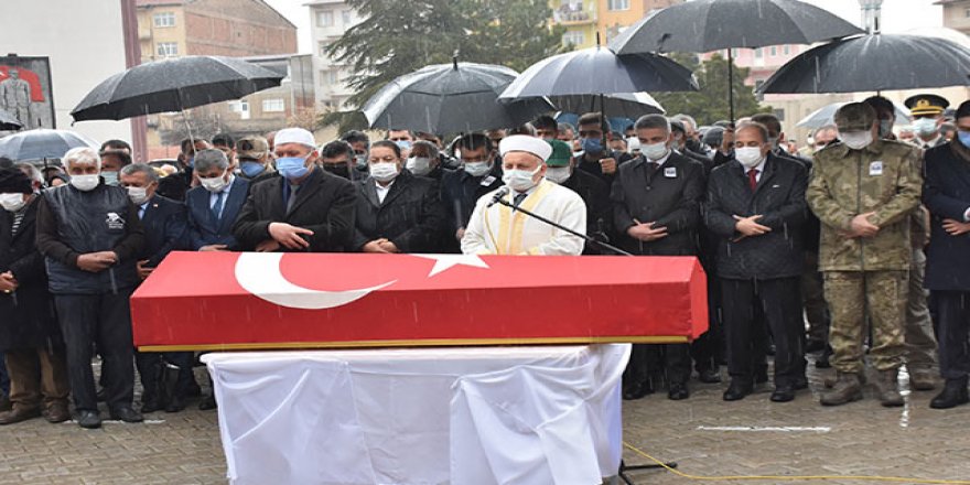 Şehit Uzman Çavuş Kızılay son yolculuğuna uğurlandı