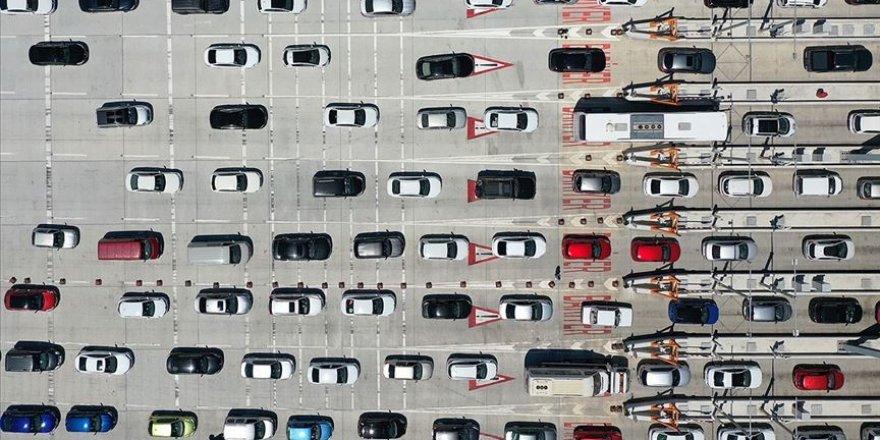 Trafiğe 3 ayda 323 bin 635 aracın kaydı yapıldı