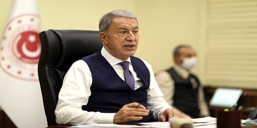 Bakan Akar, komutanlarla toplantı yaptı