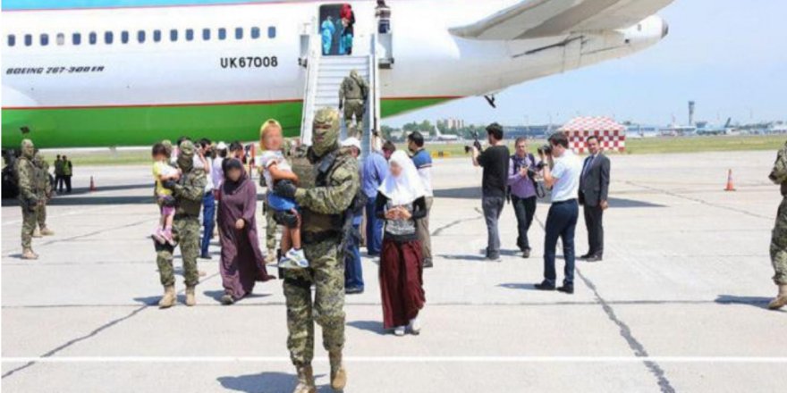 Özbekistan Suriye'den 93 vatandaşını tahliye etti