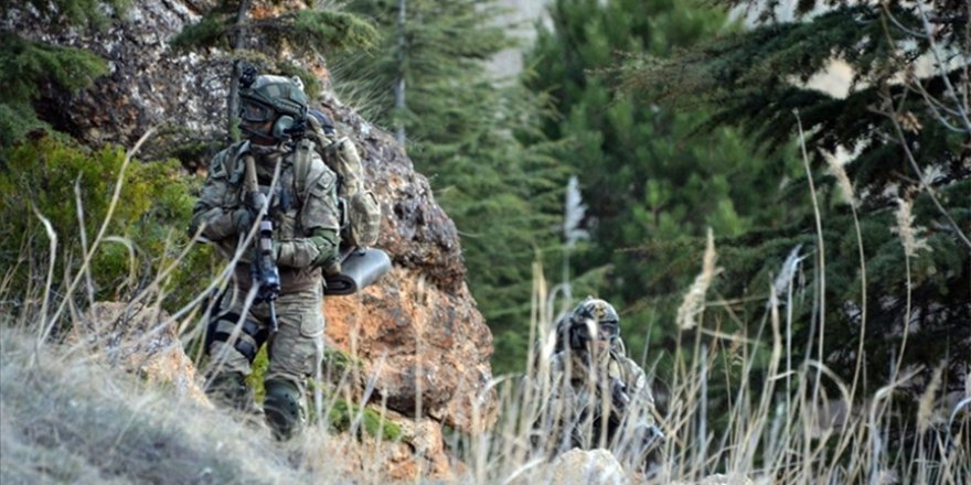 Irak'ın kuzeyinde terör örgütünün kullandığı 4 odalı mağara tespit edildi