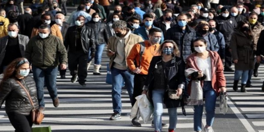 Türkiye Kovid-19'la mücadelede 'kademeli normalleşme dönemi'ne geçiyor