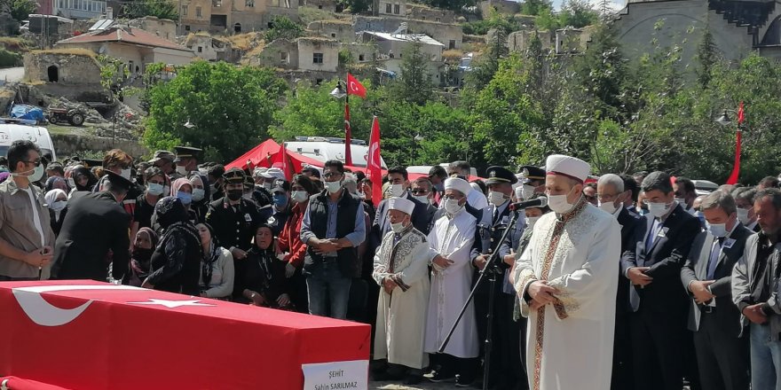 Şehit Uzman Çavuş Şahin Sarılmaz, son yolculuğuna uğurlandı