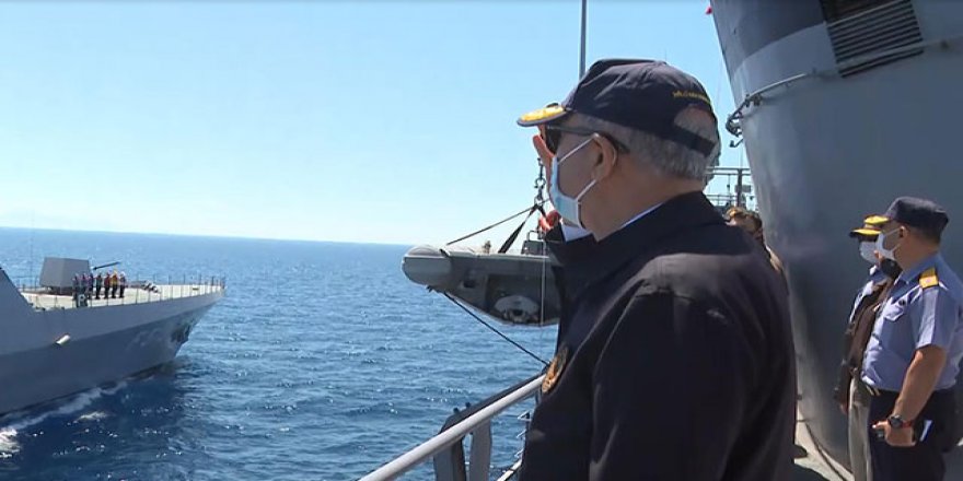 Bakan Akar, 'Denizkurdu 2021 Tatbikatı'nı takip etti