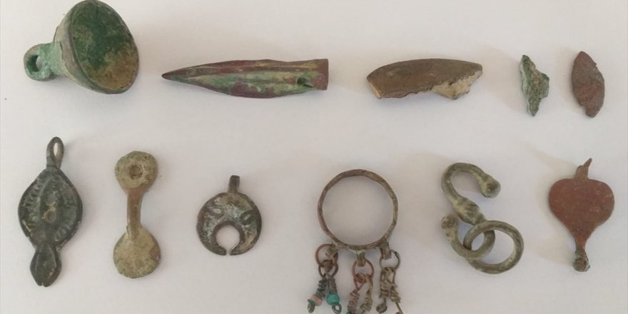 İzmir'de 732 tarihi eser ele geçirildi