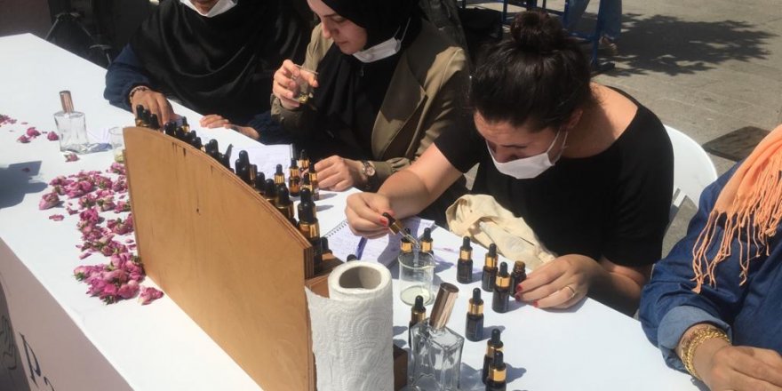 ‘Dünya Güzel Koku Günü’ kutlandı