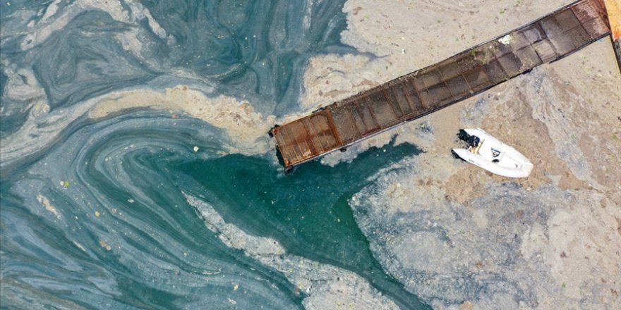 Marmara Denizi'nden toplam 6 bin 929 metreküp müsilaj temizlendi