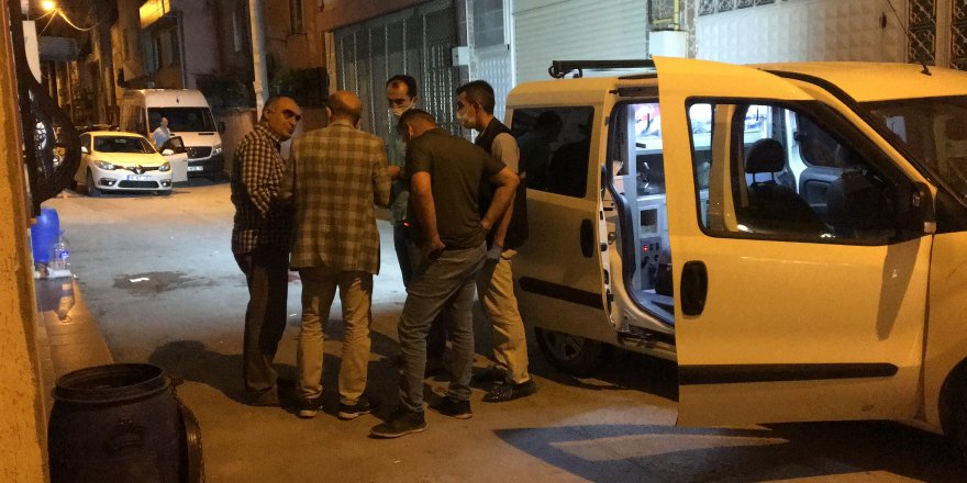 Çocuğunun üzerine su döken kadının eşiyle tartıştı, öldürüldü