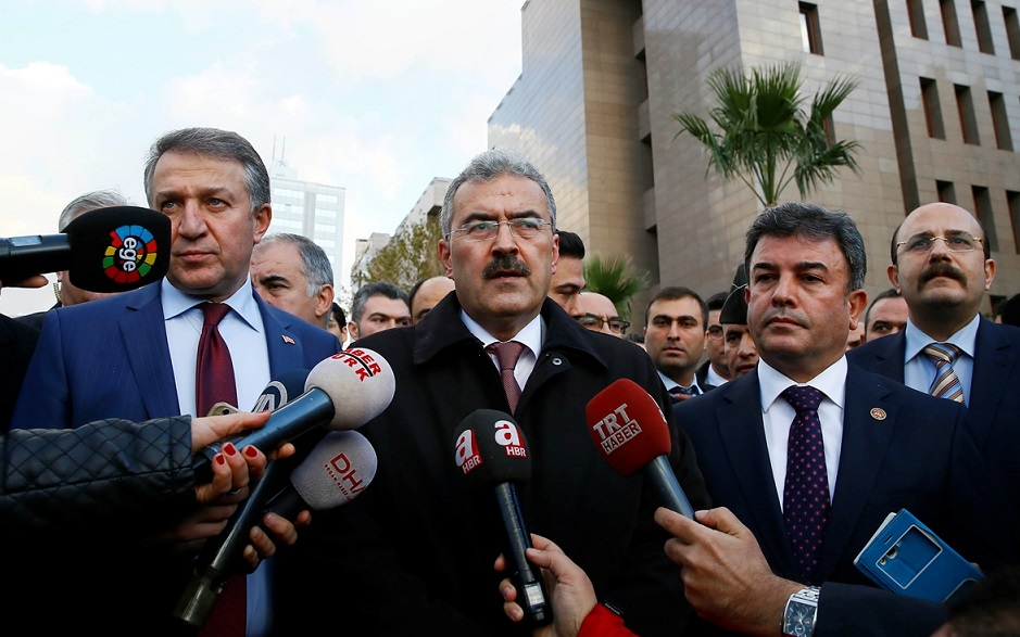 İzmir Valisi'nden Patlamayla İlgili İlk Açıklama