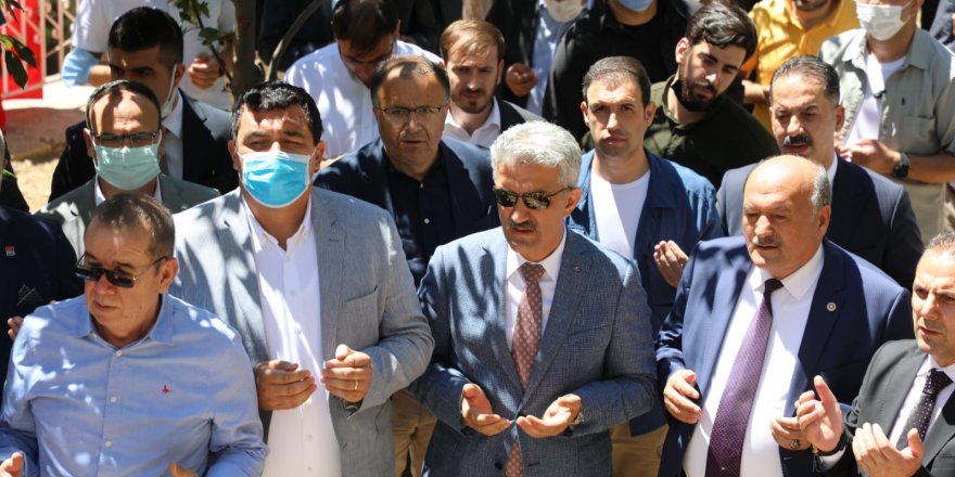 PKK'nın katlettiği 33 kişi anıldı