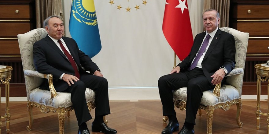 Cumhurbaşkanı Erdoğan, Kazakistan Kurucu Cumhurbaşkanı Nazarbayev ile telefonda görüştü