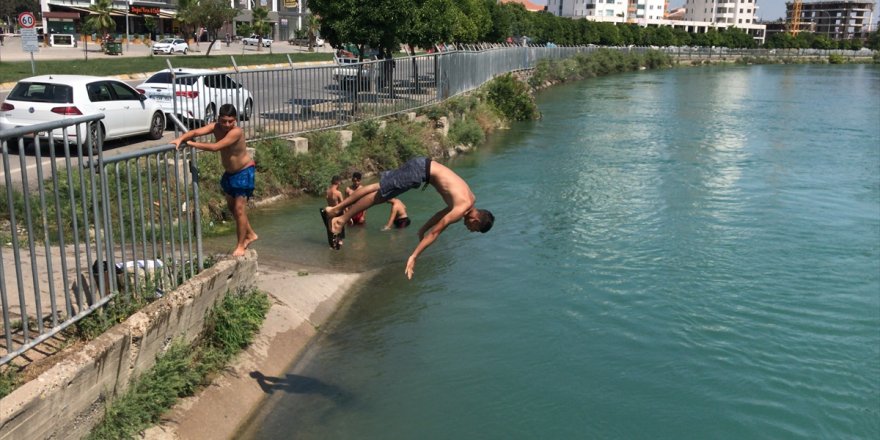 Polis, sulama kanallarında yüzenleri havuzla buluşturdu