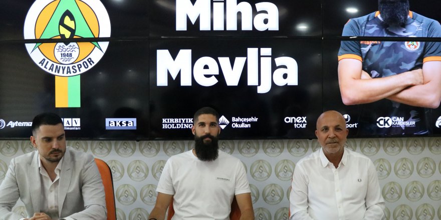 Aytemiz Alanyaspor'a Sloven stoper