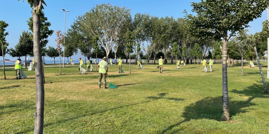 Bayram tatili haftasında İstanbul'da 817 ton çöp toplandı