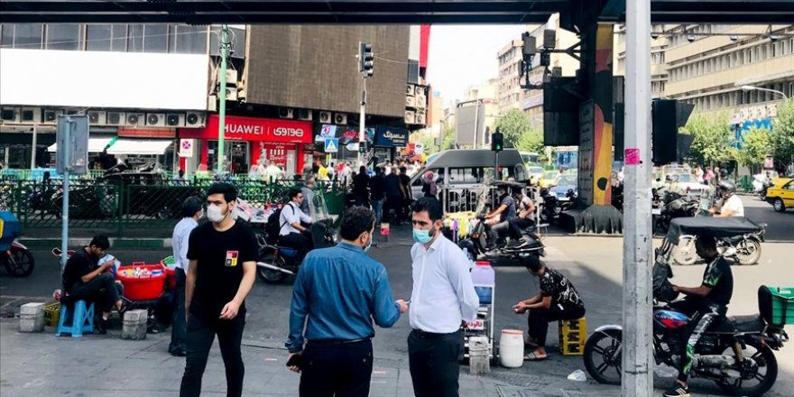 İran'da vaka sayısında yeni rekor 