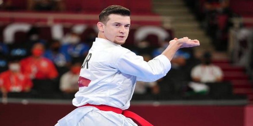Ali Sofuoğlu, karatede erkekler katada bronz madalya kazandı