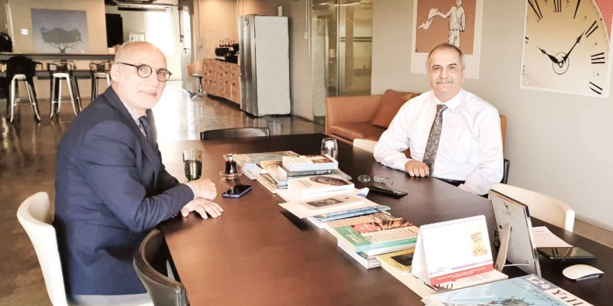 İYİ Partili Ahmet Çelik'ten T24'e ziyaret