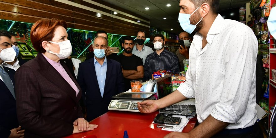 İYİ Parti lideri Meral Akşener Erzurum'da bir dokundu bin ah işitti