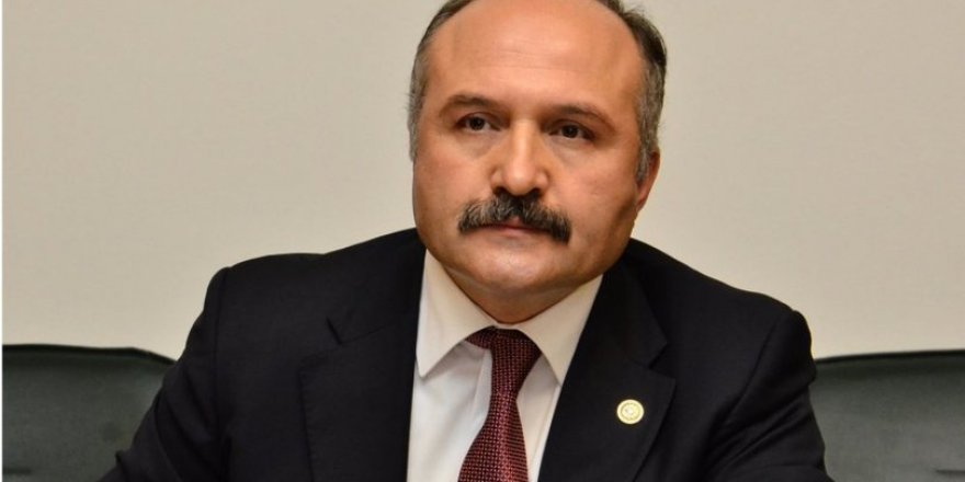 İYİ Partili Erhan Usta AKP’li belediyenin katlettiği 73 bin liralık çiçekleri açıkladı