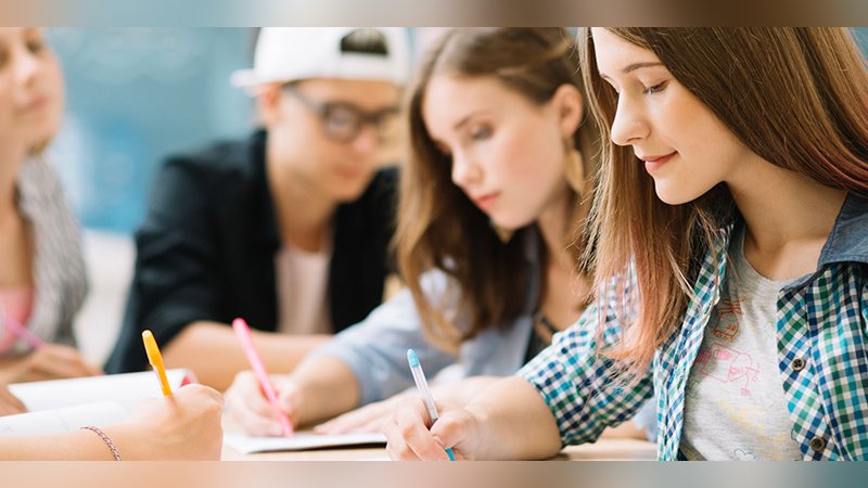 Öğrencilere 1417 TL Destek