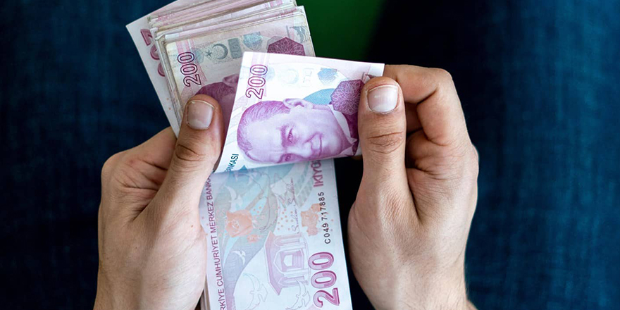 Kredi İsteyen Emeklilere Son Uyarı! Okumadan Asla İmzalamayın