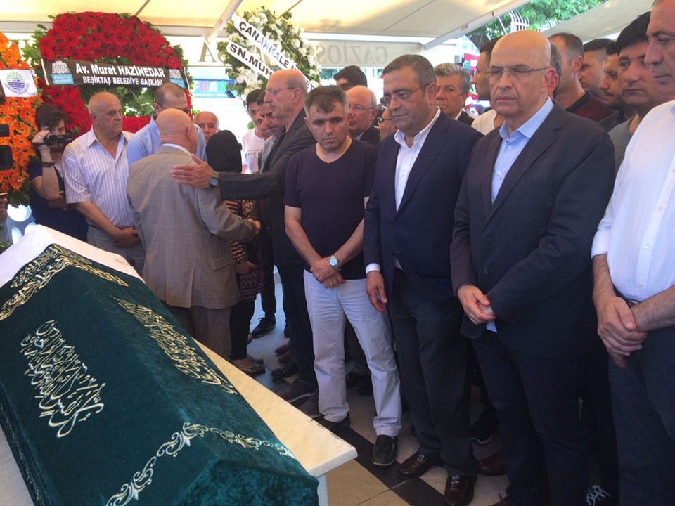 Berberoğlu kayınpederinin cenaze törenine katıldı