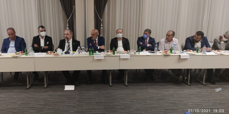 İYİ Parti, Diyarbakır’da STK ve oda başkanlarını dinledi