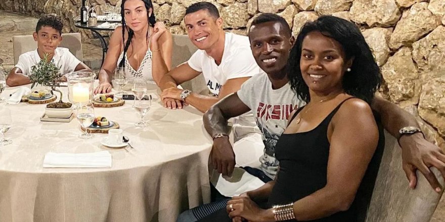 Acı haberi Cristiano Ronaldo duyurdu