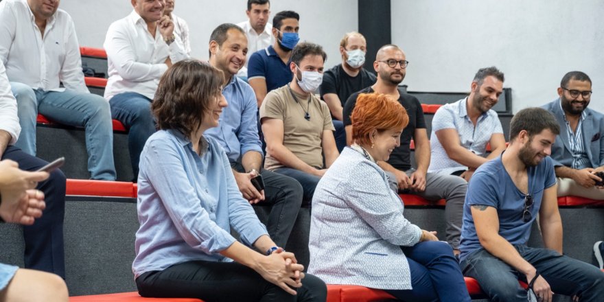 İYİ Partili Burak Akburak: Gençler ve teknoloji geleceğimiz!