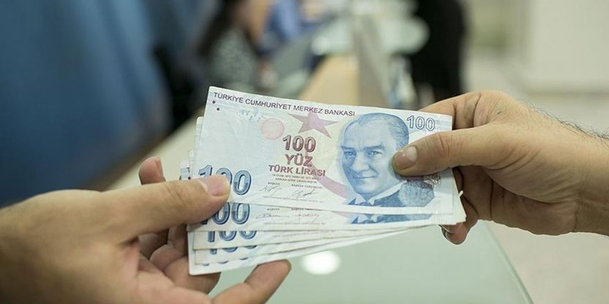 Üniversite öğrencilerine 1,5 milyon lira destek verildi