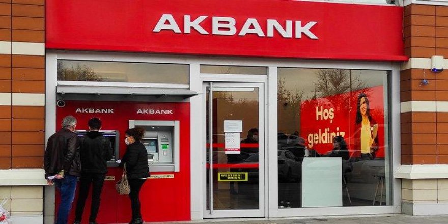 Akbank'ta tüm şubelerde işlemler durdu