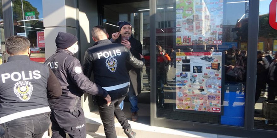 Akşener'e Uşak’ta yine provokatör gönderdiler