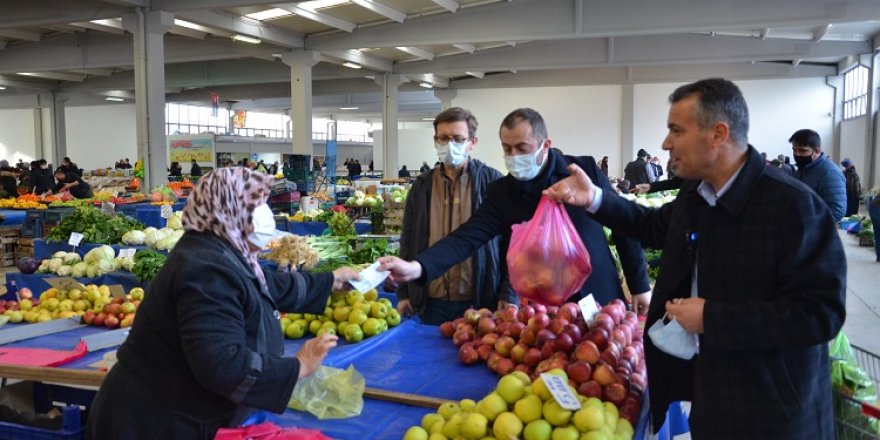 İYİ Partili Gürses bir ailenin pazar ihtiyacının ne kadar olduğunu açıkladı