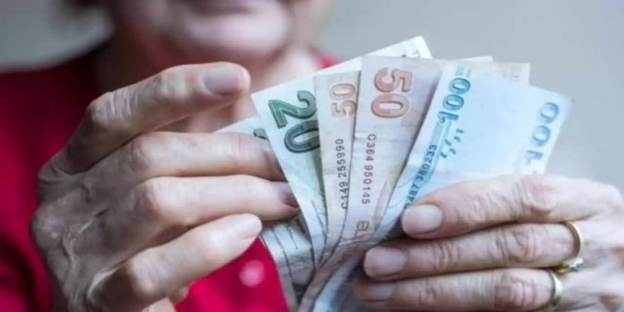 Emekli maaşlarına 750 lira ek ödeme! En erken 15 Ocak’ta verilecek