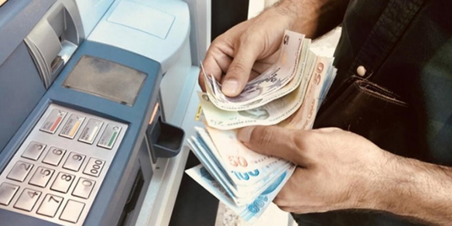 Akbank kartı olan herkese yatırılacak! 900 TL hesaplarda