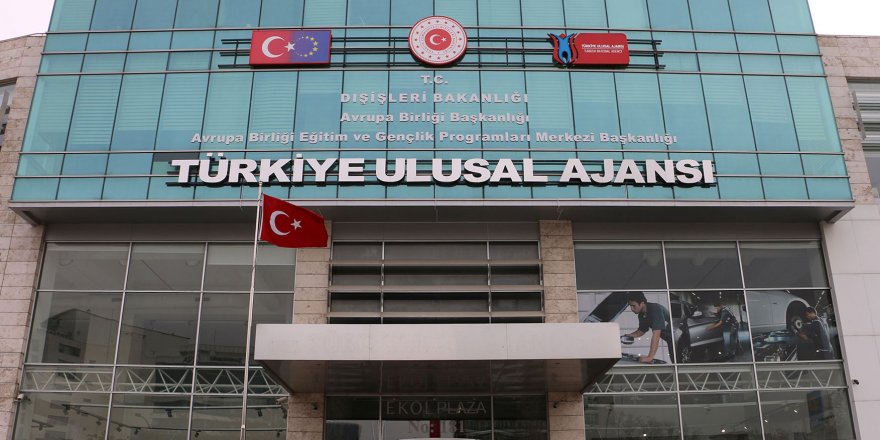 AB Eğitim ve Gençlik Programları Merkezi personel alacak